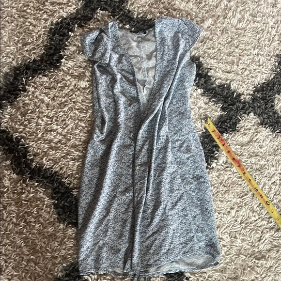 Elegant Blue Dress - Picture 1 of 4
